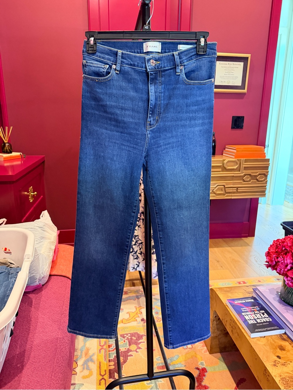 Frame Denim Le Sleek Straight Jeans in Medium Blue Wash